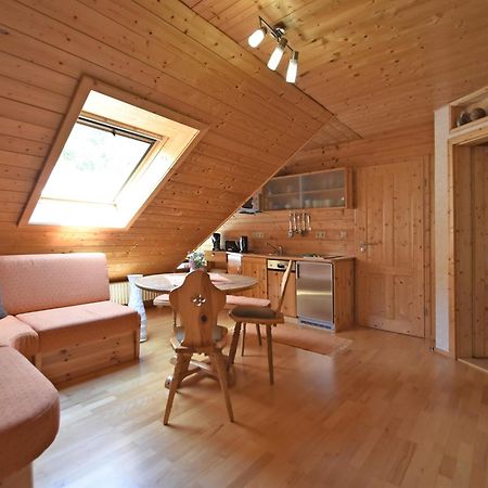 Quaint Farmhouse In Langenbach Near The Lake 外观 照片