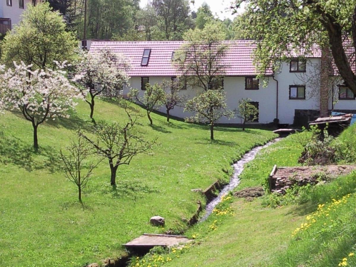 Quaint Farmhouse In Langenbach Near The Lake 外观 照片