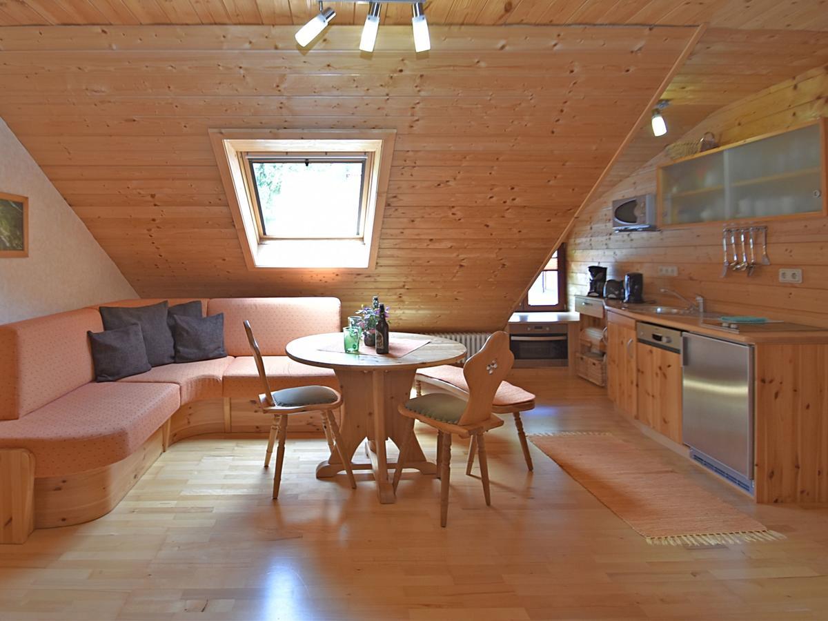 Quaint Farmhouse In Langenbach Near The Lake 外观 照片